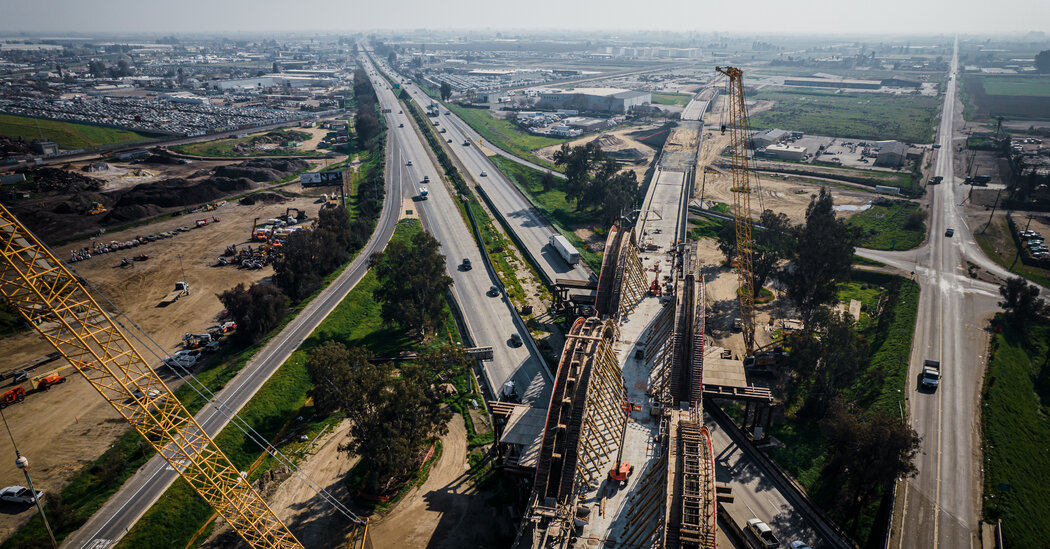 California’s Ambitious High-Speed Rail at a Crossroads