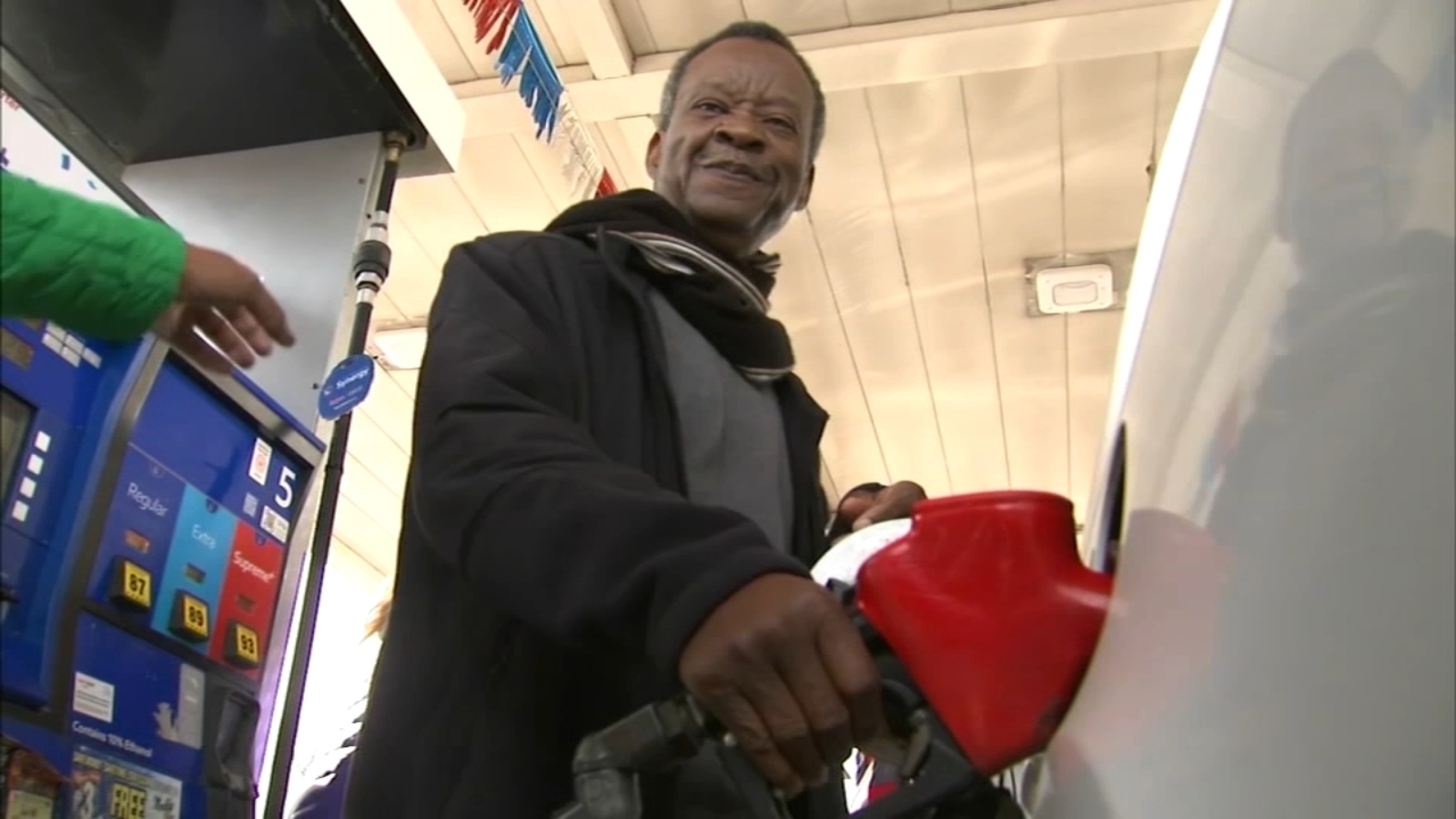 Businessman Willie Wilson’s 2nd Chicago gas giveaway to begin, includes city, suburbs | Full list