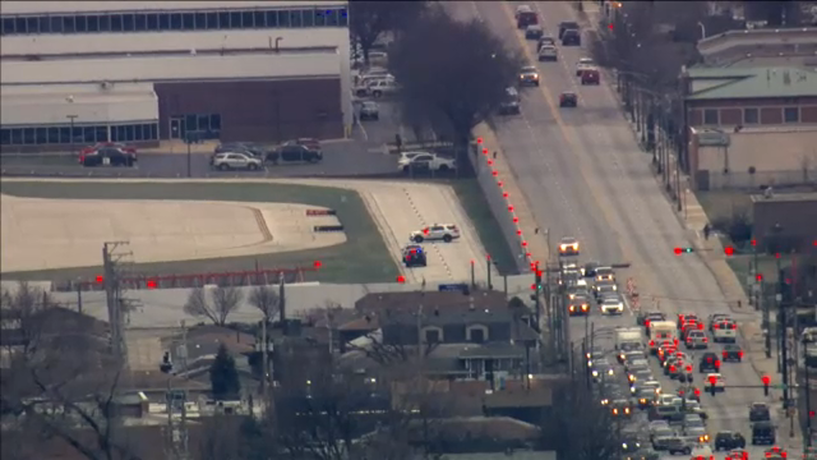 Man caught running on Midway tarmac hopped fence, climbed on wing of private jet: CPD