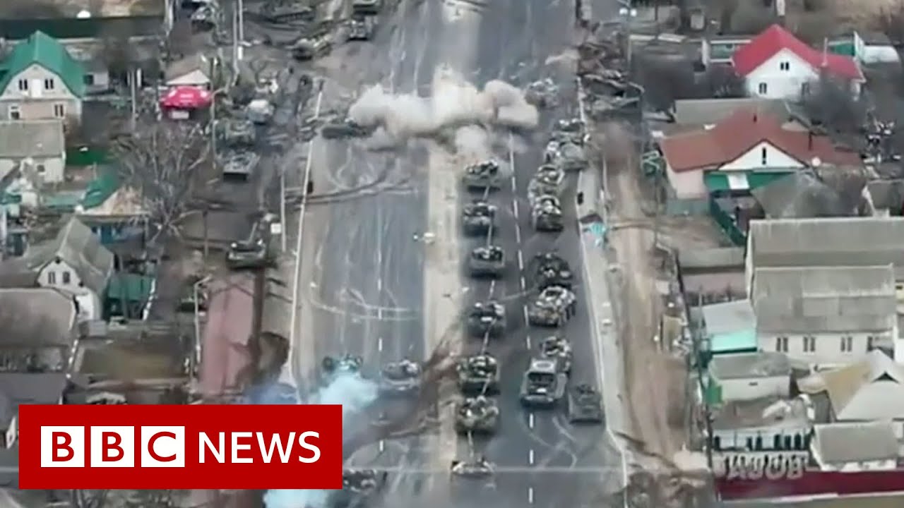 Russian military moves into firing positions around Ukraine capital Kyiv – BBC News