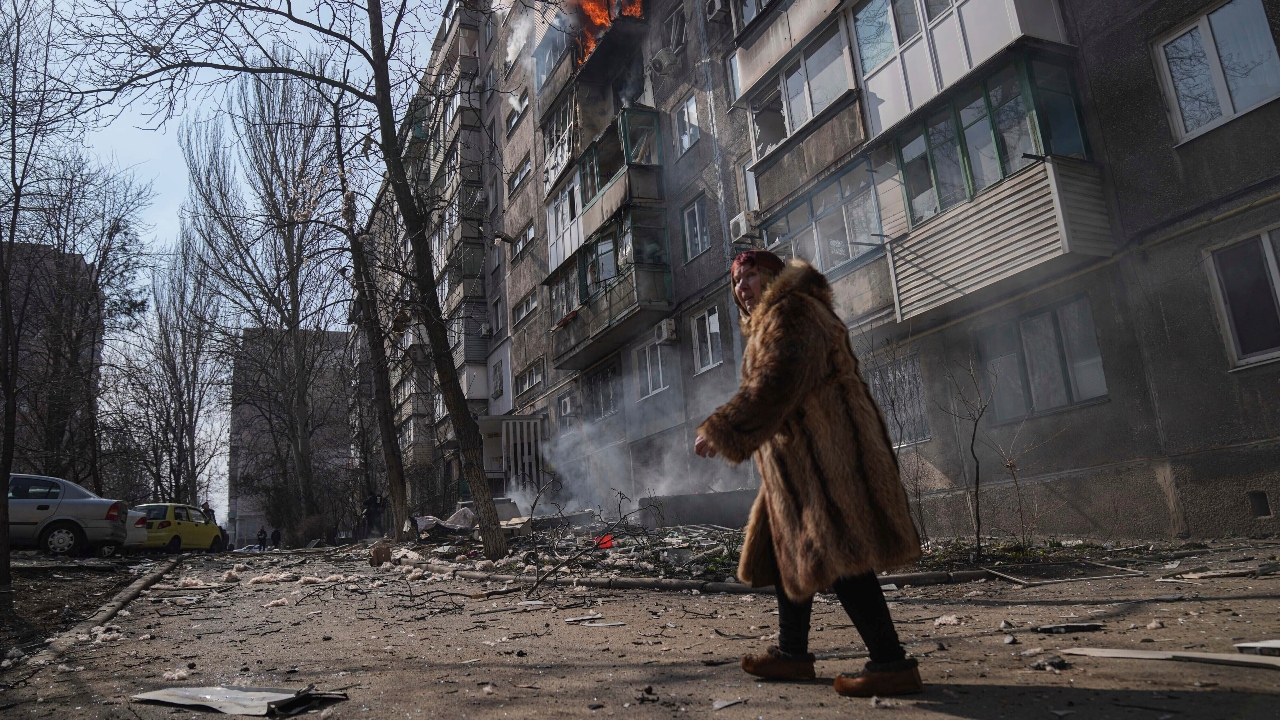 Russian forces occupy Mariupol hospital, hold patients and staff hostage: Ukrainian human rights group