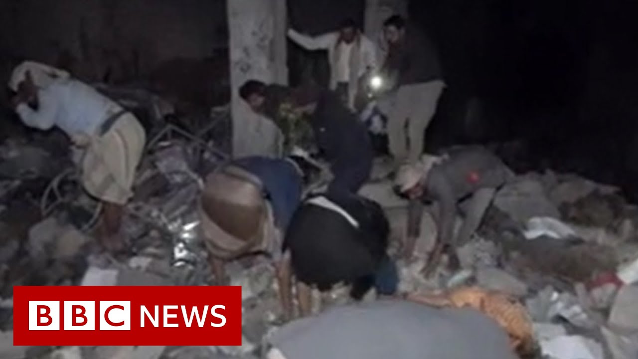 Air strikes target rescuers in Yemen – BBC News