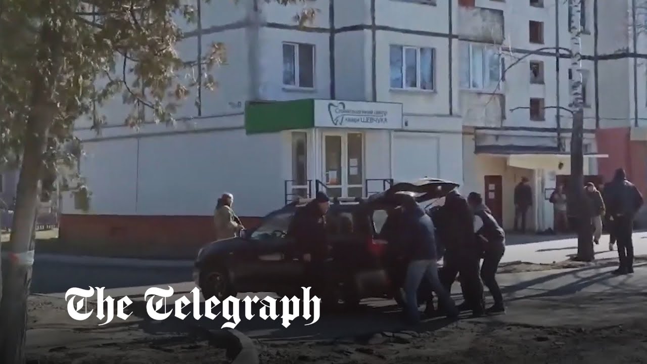 Russian forces 'shoot down civilians lining up for bread' in Chernihiv, Ukraine