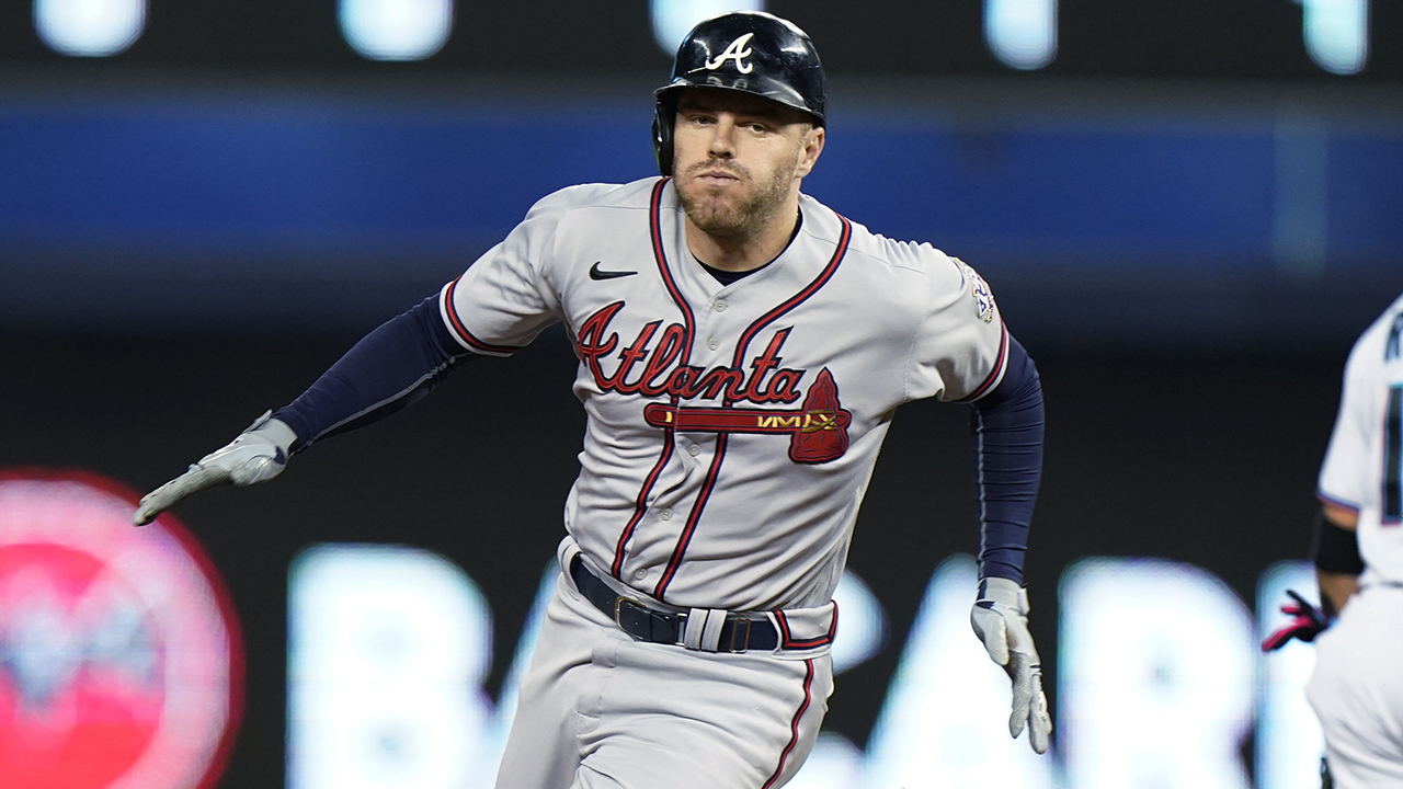 Freddie Freeman, Dodgers agree to 2 million, 6-yr deal: source