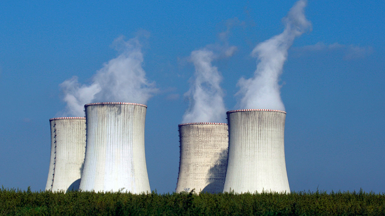 Czech Republic opens tender for new nuclear reactor