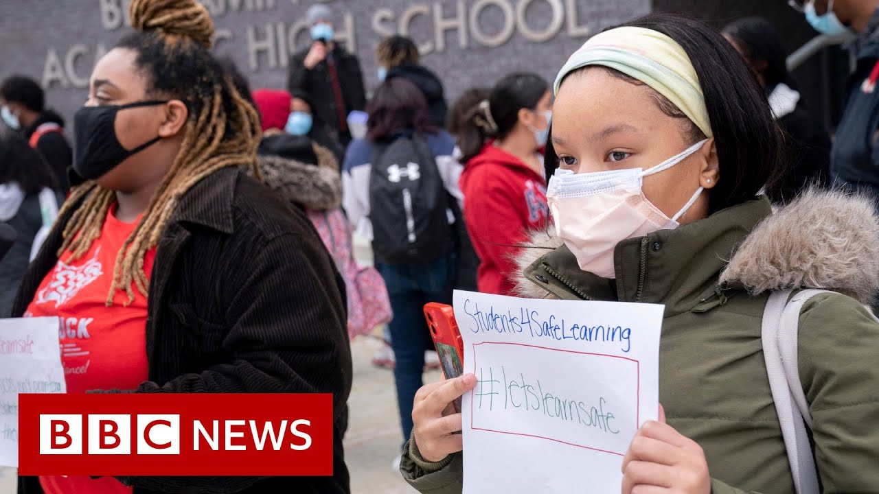 Why US students are staging walkouts over Covid masks – BBC News