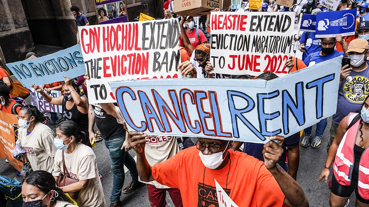 NYC landlord publicly calls out tenants for not paying rent with massive banners