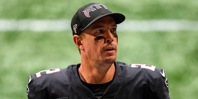 Falcons quarterback Matt Ryan walks off the field after the Chicago Bears game in Atlanta on Sept. 27, 2020.