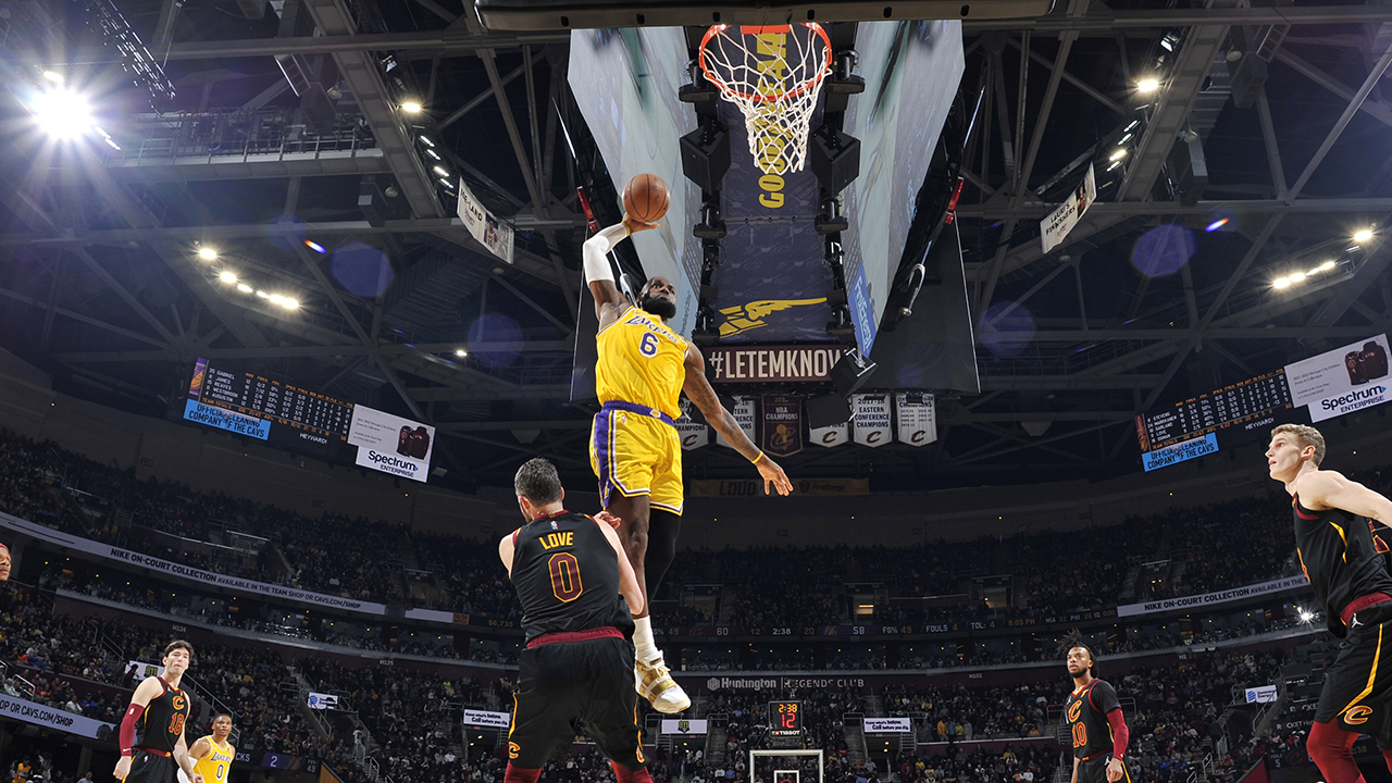 LeBron James dunks over former teammate Kevin Love: ‘I hate it had to be him’