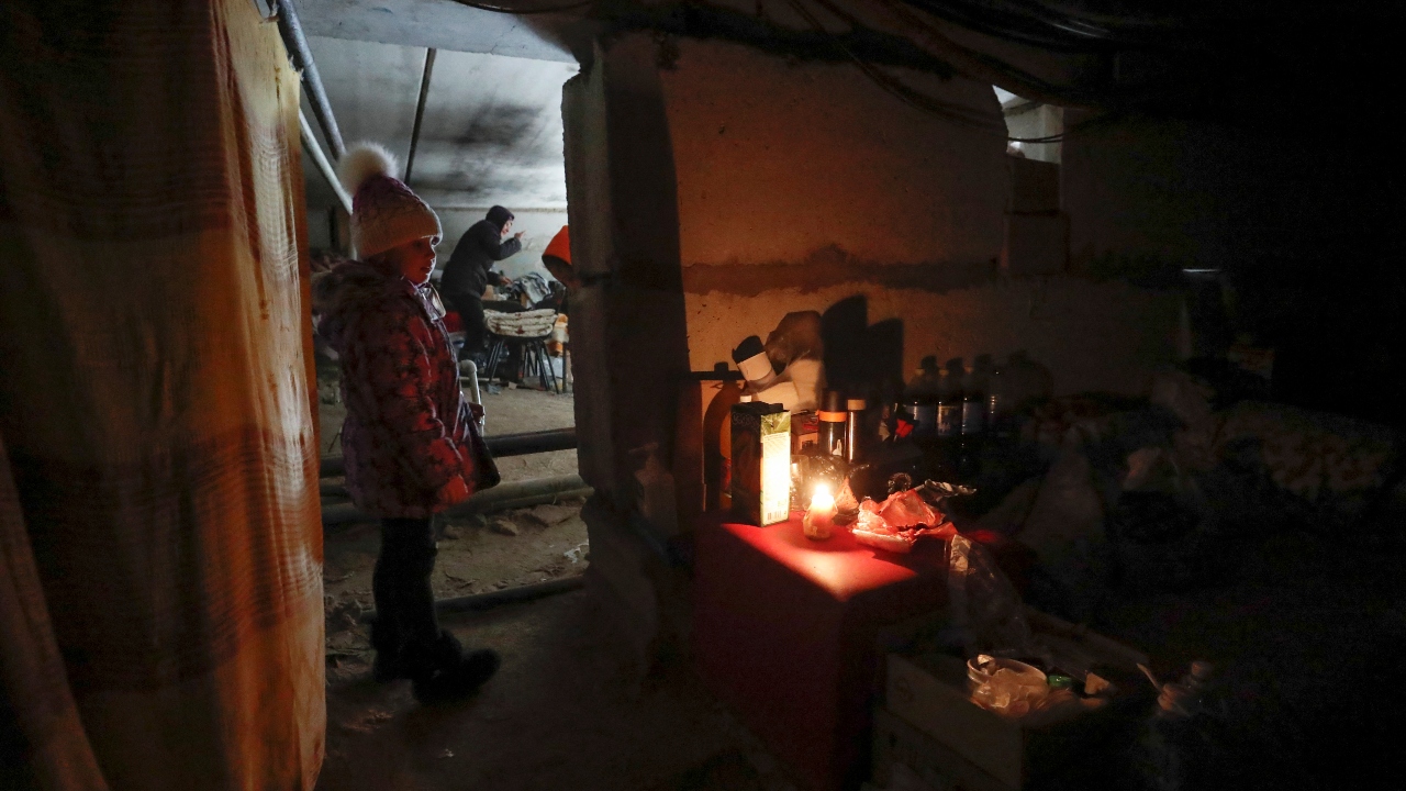 Mariupol residents ‘starving’ as Russian occupation continues: ‘Things are bad for my family’