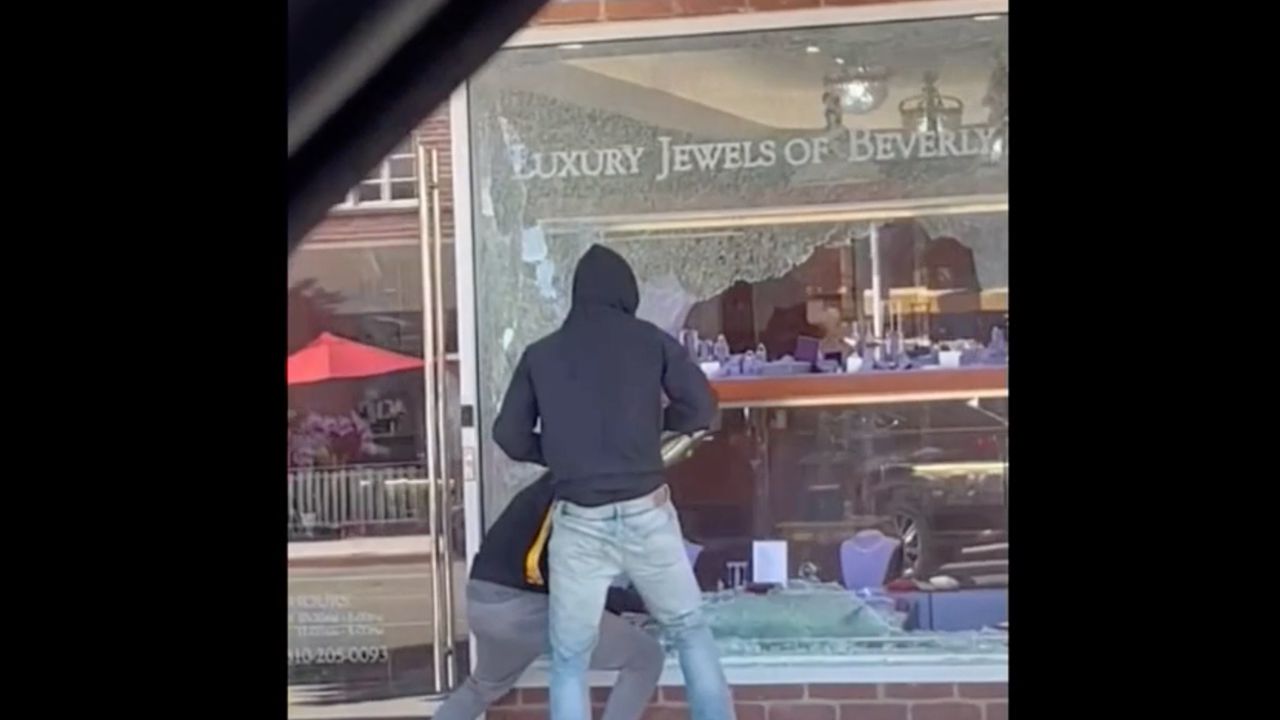 California jewelry store target of brazen daylight smash and grab robbery, steal millions