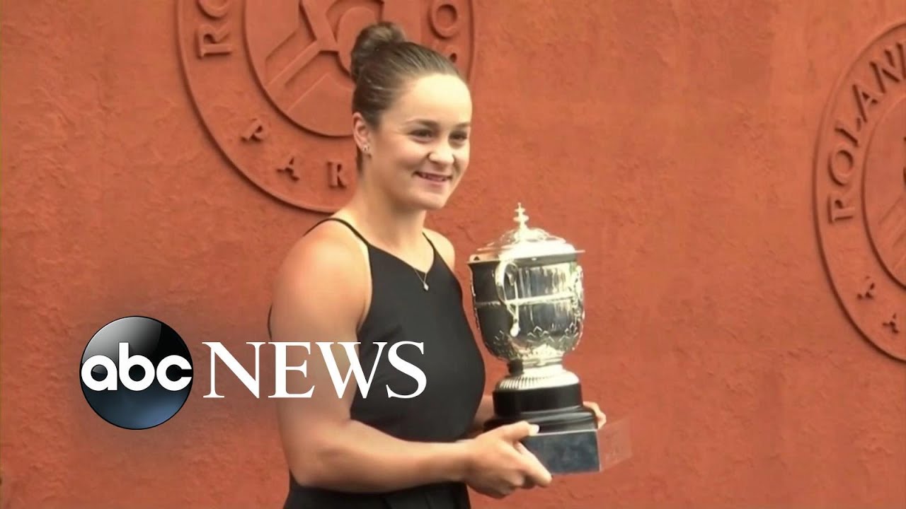 World No. 1 retires from tennis at 25