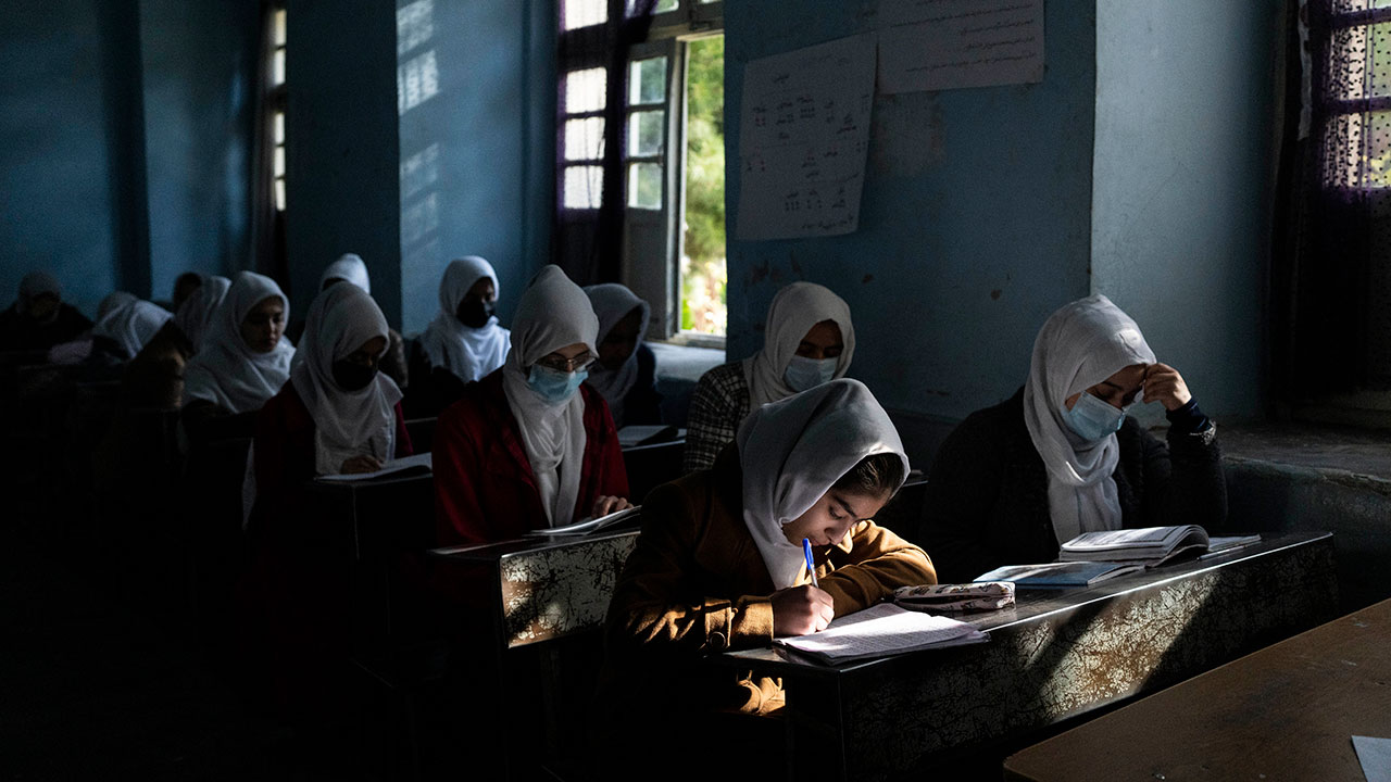 Taliban cancels girls’ higher education despite pledges