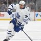 Auston Matthews scores league-leading 49th, Leafs beat Bruins