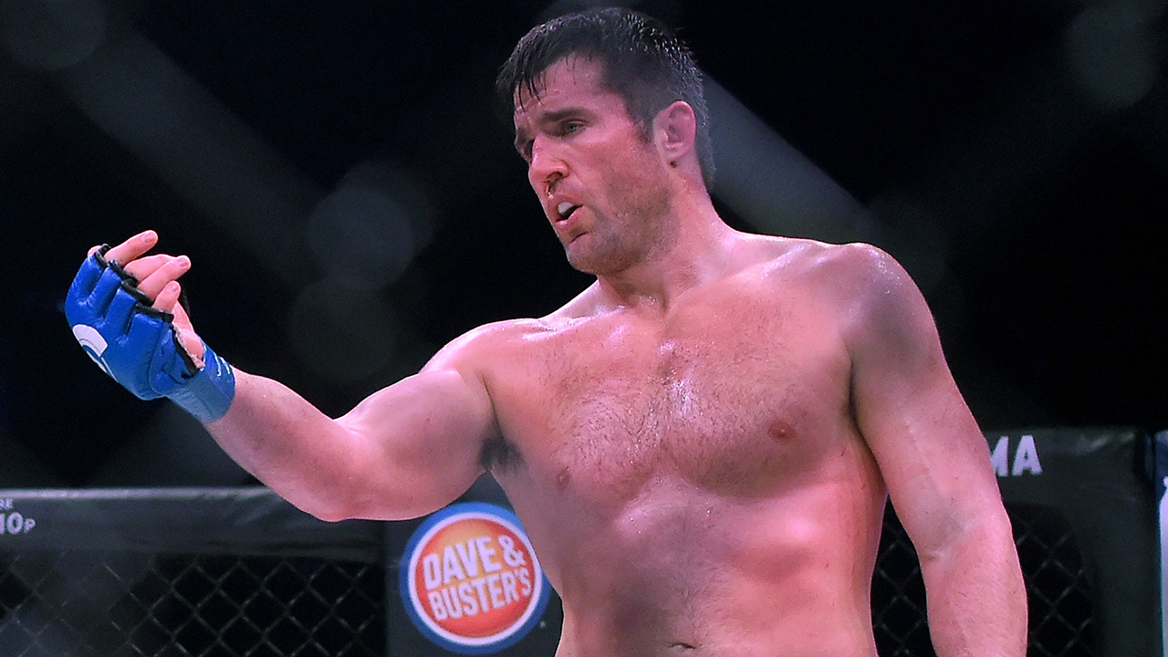 Chael Sonnen, ex-UFC fighter facing charges in Vegas brawl, told police he doesn’t remember incident: report