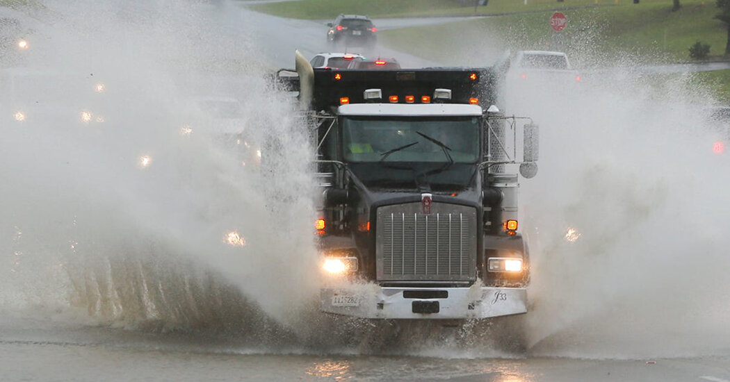 6 Injured as Powerful Storms Tear Through the South