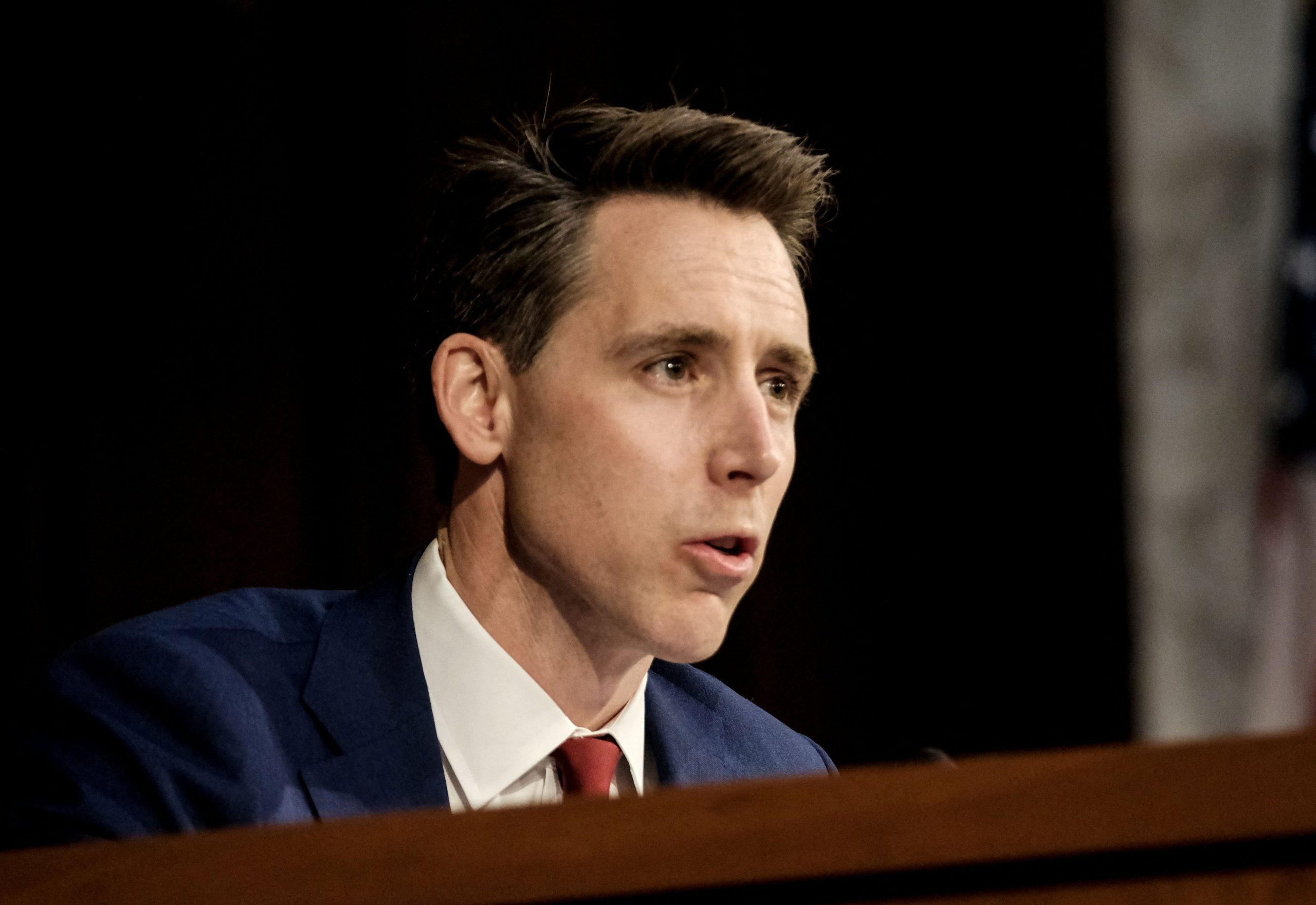 Hawley introducing bill to ensure strong penalties for child porn possession