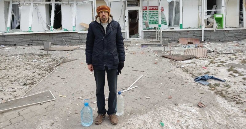 As Mariupol Is Bombed and Besieged, Those Trapped Fight to Survive