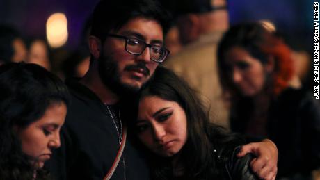 Fans react after learning of the death of Foo Fighters&#39; drummer Taylor Hawkins, at the Festival Estéreo Picnic in Bogotá.