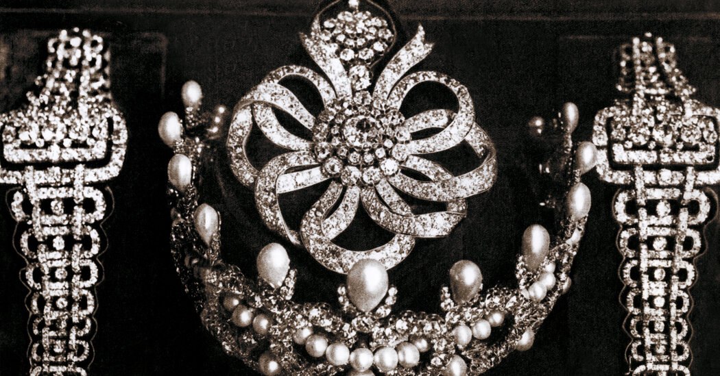 The Crown Jewels You Have Never Seen