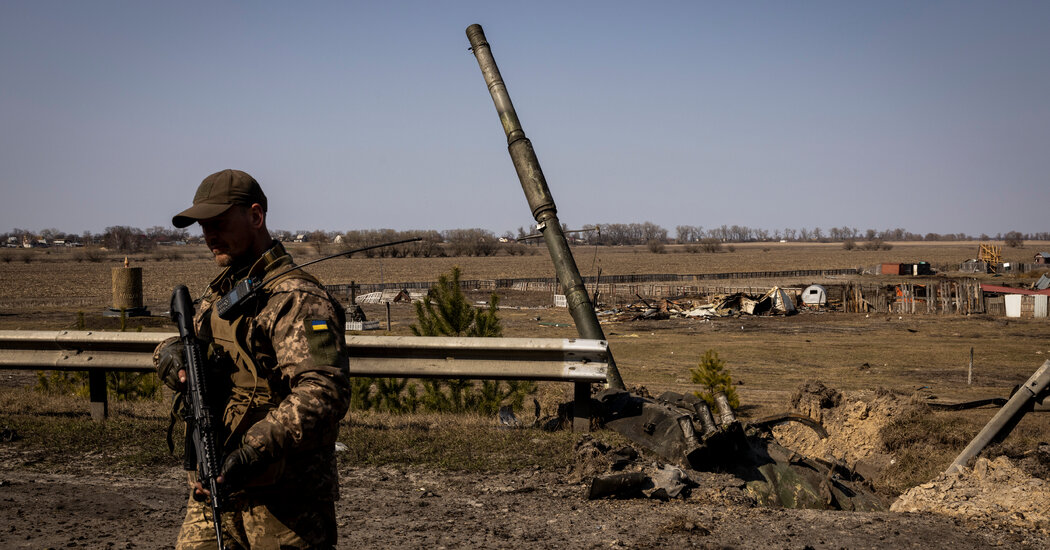 At the Edge of Kyiv, Ukrainians Show Off Their Counteroffensive