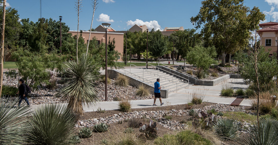 In Race for Tuition-Free College, New Mexico Stakes a Claim