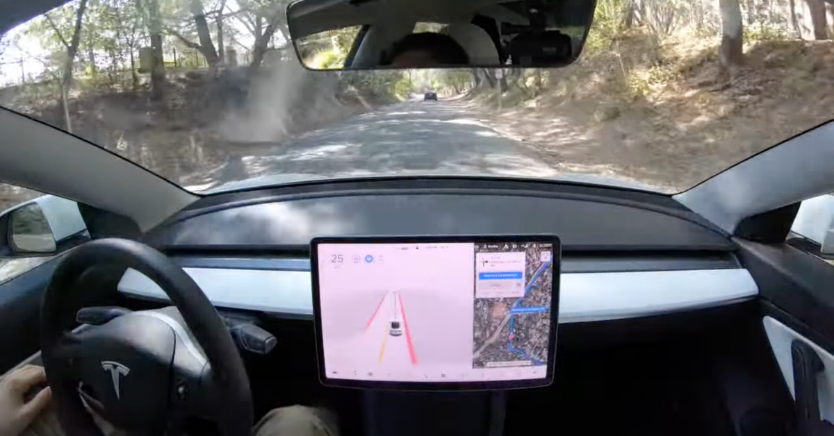 Tesla fired employee who reviewed its driver assist features on YouTube
