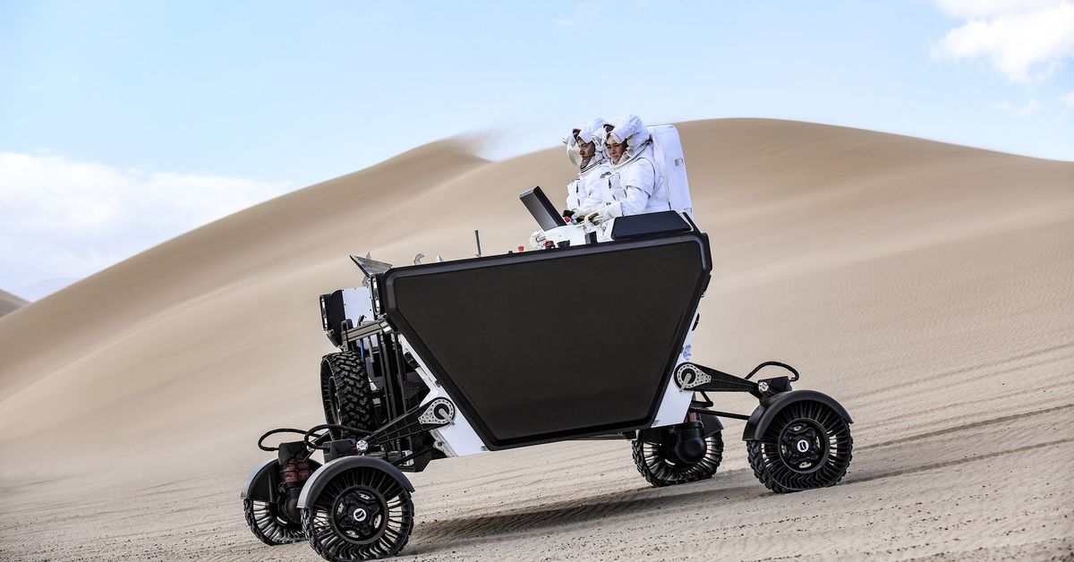 Aerospace startup reveals new modular lunar rover for carrying people and cargo on the Moon