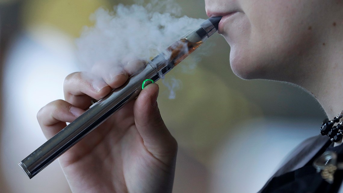 Houston City Council to vote on banning e-cigarette use in certain public places