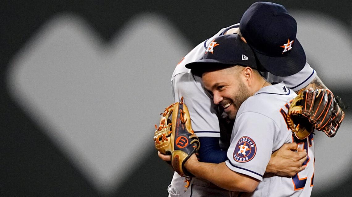 ‘My brother forever’ | Astros players join all of Houston in reaction to Carlos’ deal with Minnesota