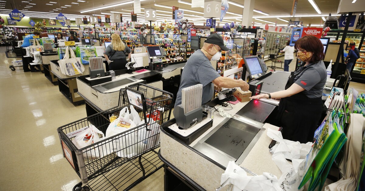 Southern California grocery workers move towards a strike amid contract impasse