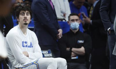 Plaschke: Jaime Jaquez Jr.’s ankle injury brings scary twist to UCLA’s NCAA tournament trail
