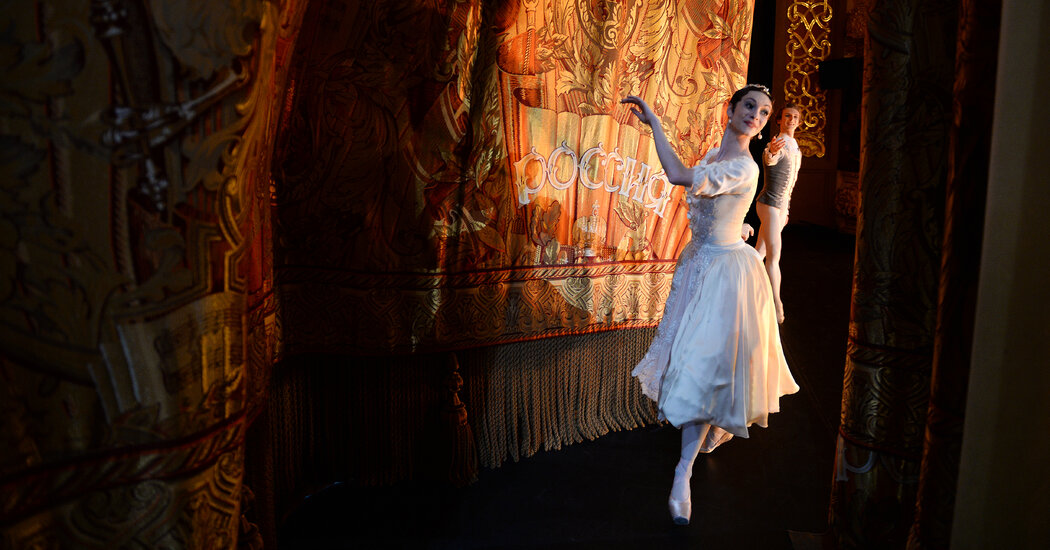 War Brings New Iron Curtain Down on Russia’s Storied Ballet Stages