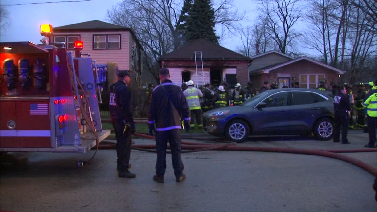 Chicago fire: Morgan Park house fire leaves 2 dead, CFD says