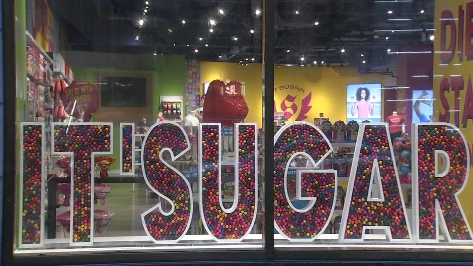 It’Sugar opening candy department store on Mag Mile