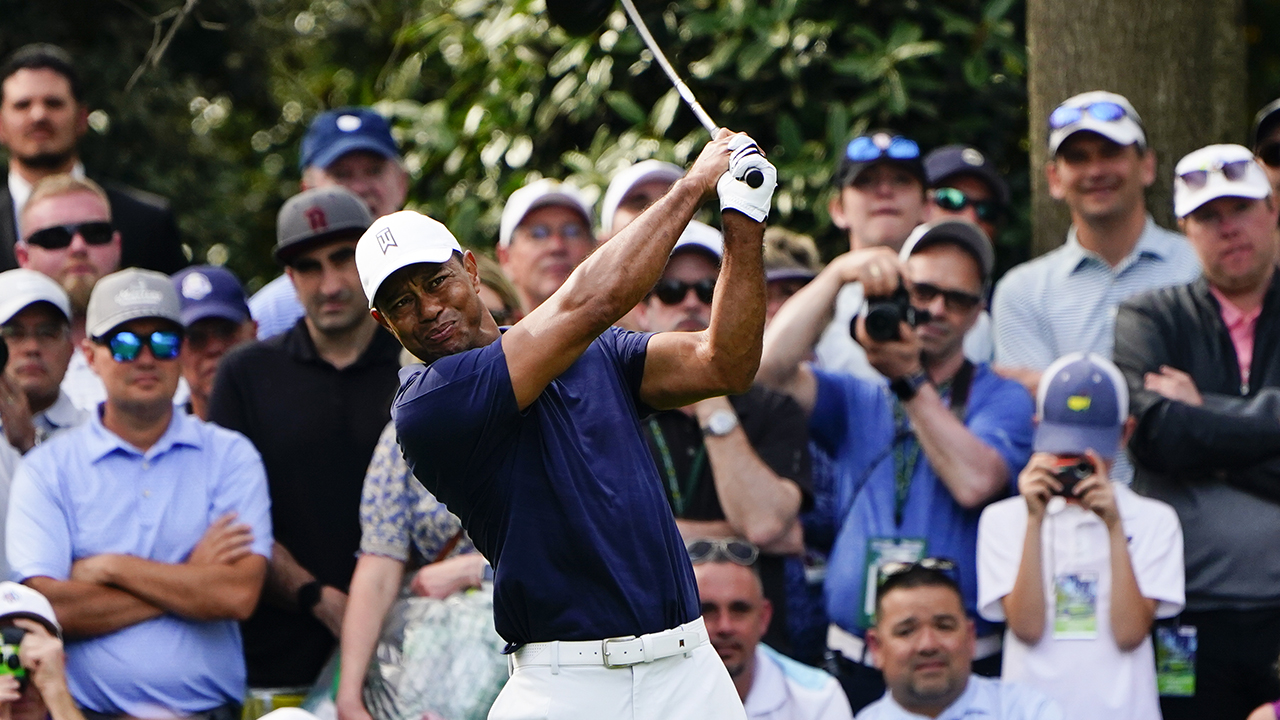 Tiger Woods’ Masters practice round draws massive crowds