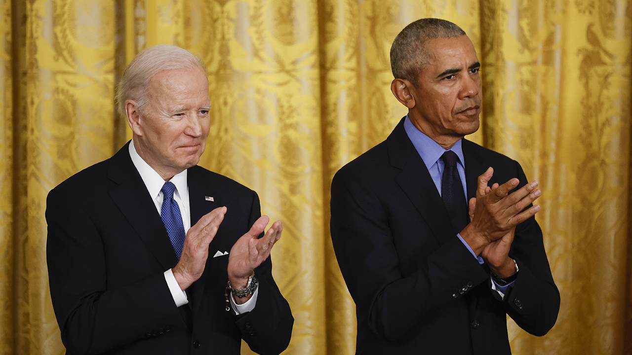 Obama tweets to save face after embarrassing Biden video surfaces