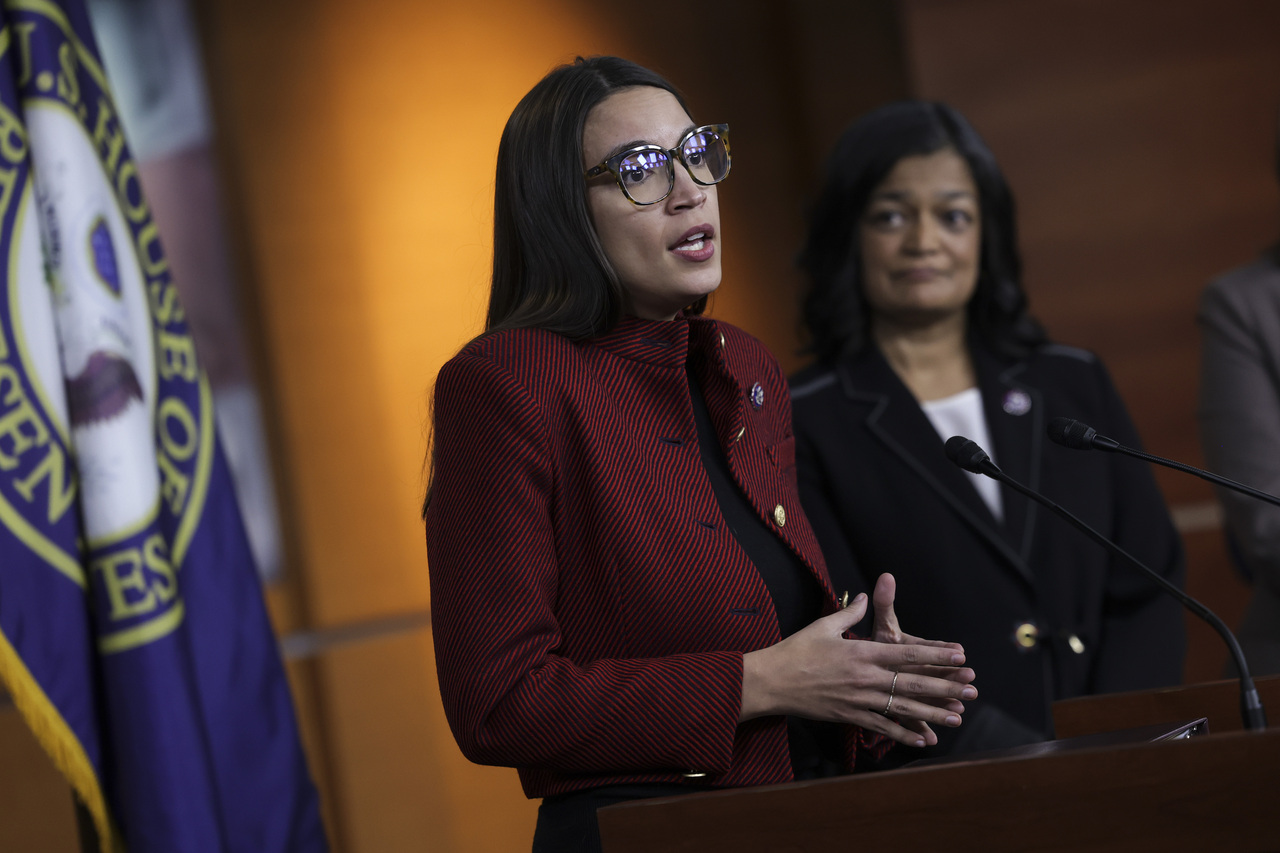 Pelosi punches back on claim she said Jayapal, AOC competed to be left’s ‘queen bee’