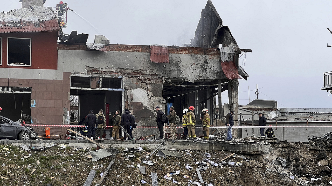 Ukrainian mayor says city ‘must be ready’ for more Russian attacks after deadly airstrikes reported