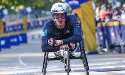 The men’s defending wheelchair champion withdraws less than an hour before the race.