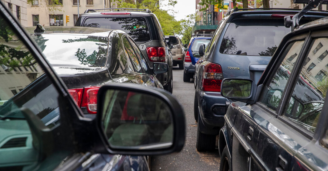 New York Revives Its Alternate-Side Parking Ritual. Cue the Outrage.