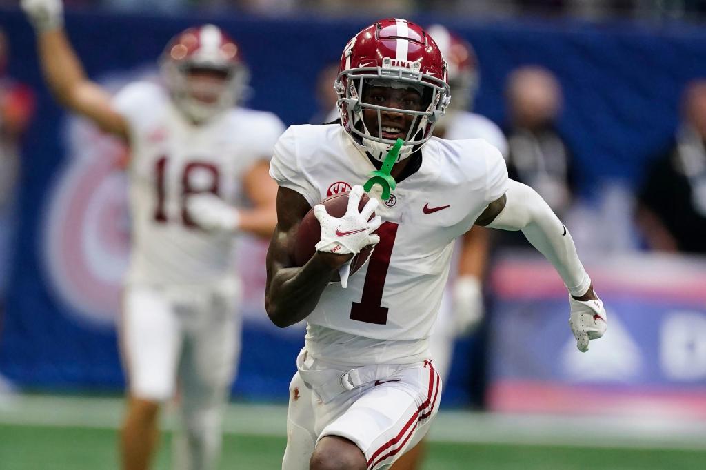 NFL Notes: Patriots shouldn’t pass on Alabama receiver Jameson Williams
