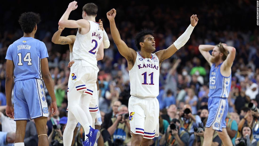 Kansas beats North Carolina to earn its 4th NCAA men’s basketball championship