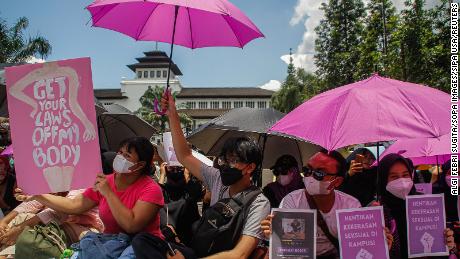 Women protesting against the women&#39;s inequality and sexual violence on International Women&#39;s Day in Bandung, Indonesia, on March 8, 2022. (Photo by Algi Febri Sugita/SOPA Images/Sipa USA/Reuters)
