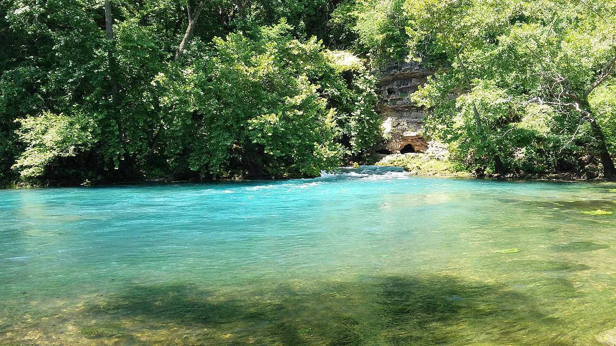 The One County In Missouri With The Largest Spring You’ll Want To Visit