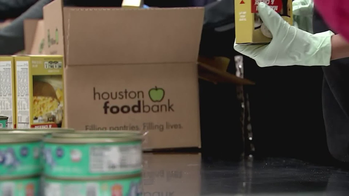 Houston Food Bank in need of volunteers as it struggles to keep up with demand, inflation and supply chain issues