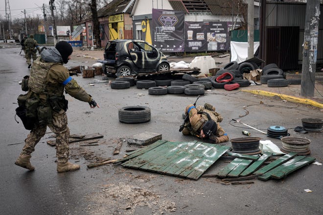 Civilians found dead in streets around Kyiv