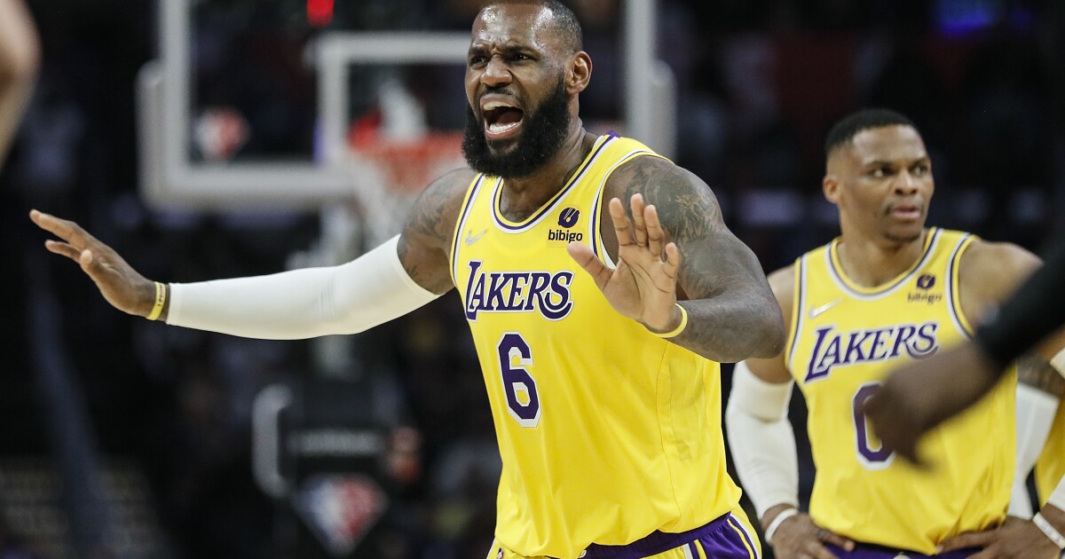 Plaschke: Lakers’ season a collection of pratfalls and airballs