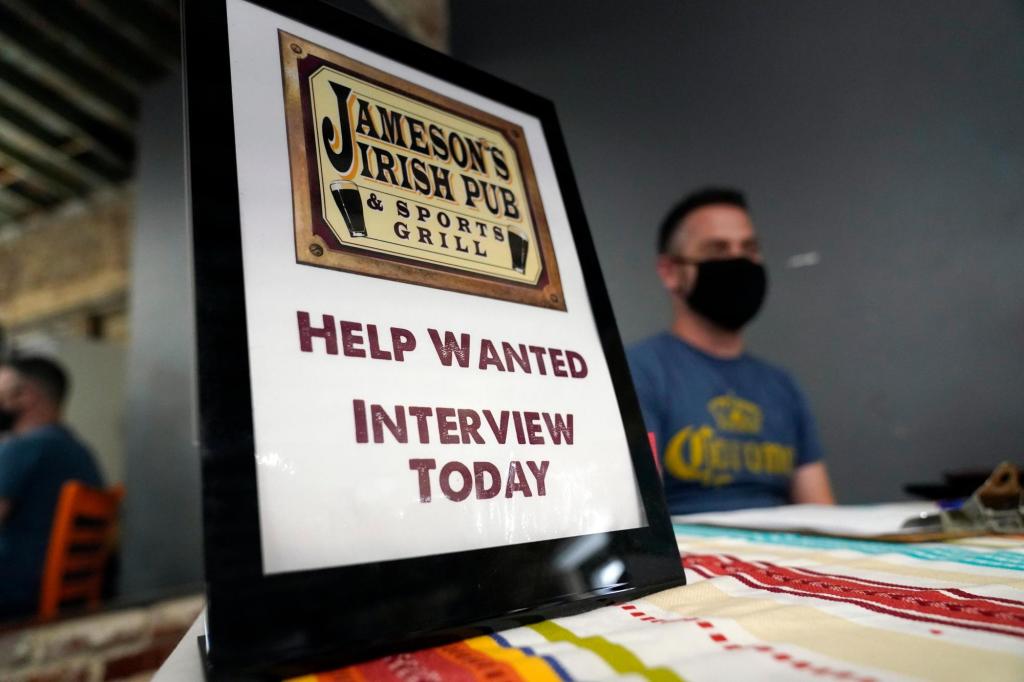 Massachusetts jobless rate drops to lowest since start of pandemic