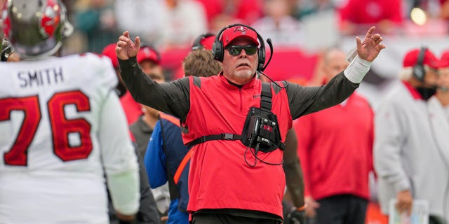 Tampa Bay Buccaneers head coach Bruce Arians gestures after a call during the game between the Philadelphia Eagles and the Tampa Bay Buccaneers on Jan. 16, 2022 at Raymond James Stadium in Tampa, FL. 